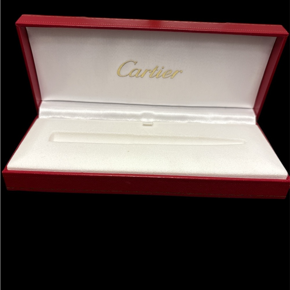 Cartier Luxury Red and White Pen Case